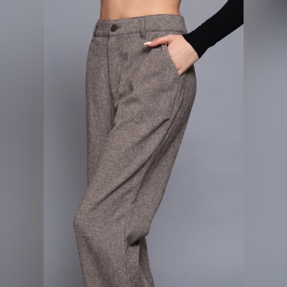 Women's Brown Straight-Leg Herringbone Pants - Picture 3 of 4